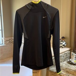 Nike pullover with hood